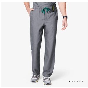 NWT Figs Pisco™ Basic Scrub Pants in Graphite
